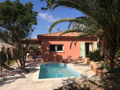Villa, with private pool in a peaceful retreat