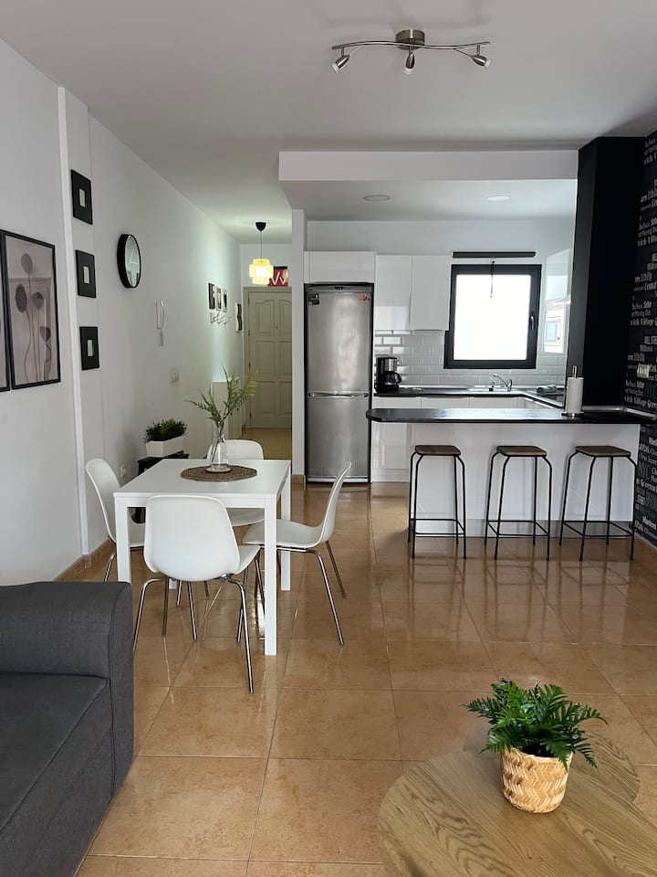 Modern apartment near beach and tourist areas