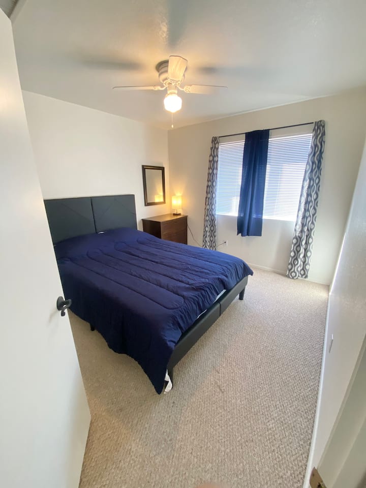 Druga soba s ormarom