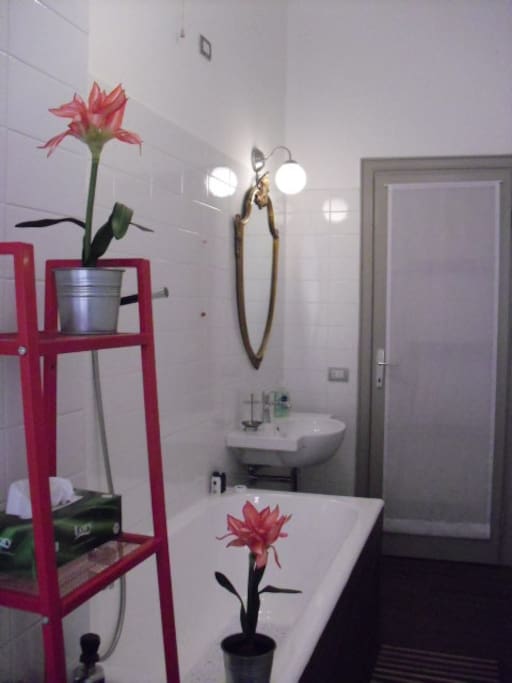 bagno con vasca