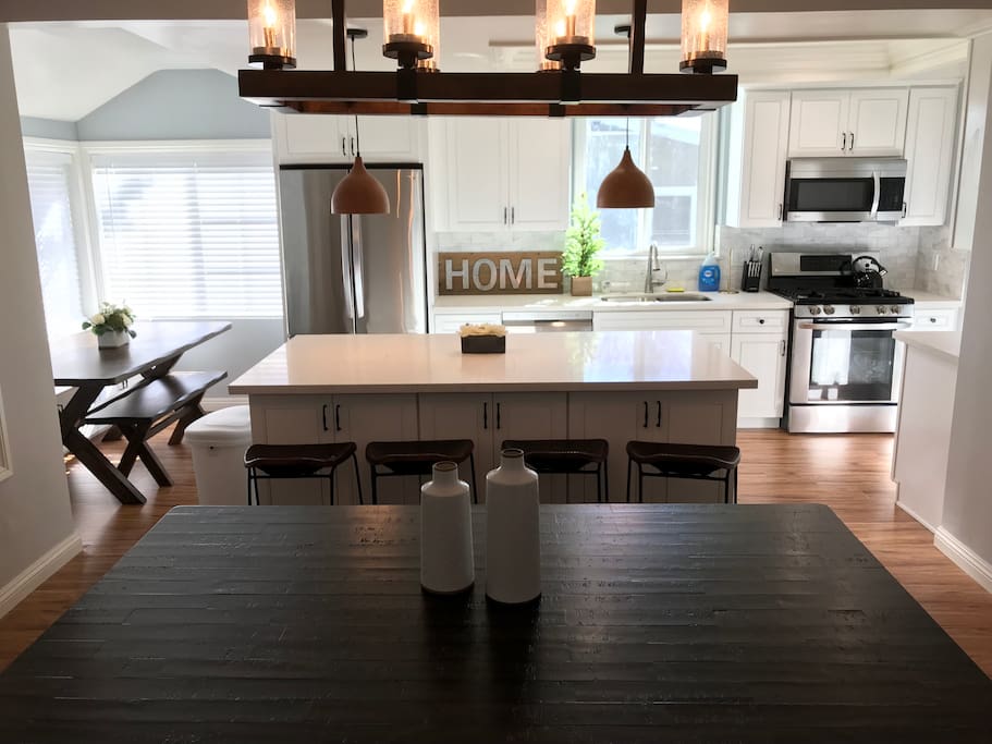Dining Room & Kitchen