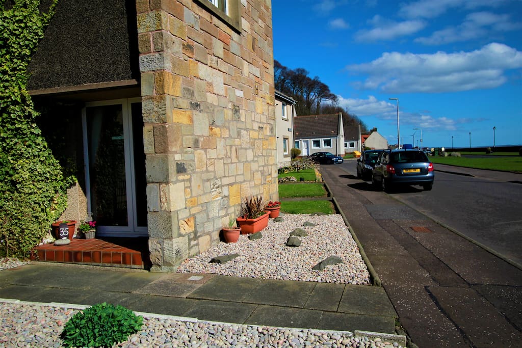 Private entrance at ground level