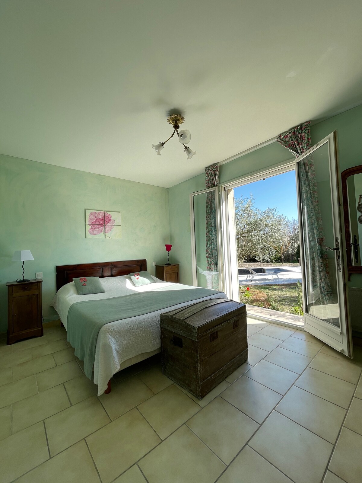 Spálňa s posteľou 160