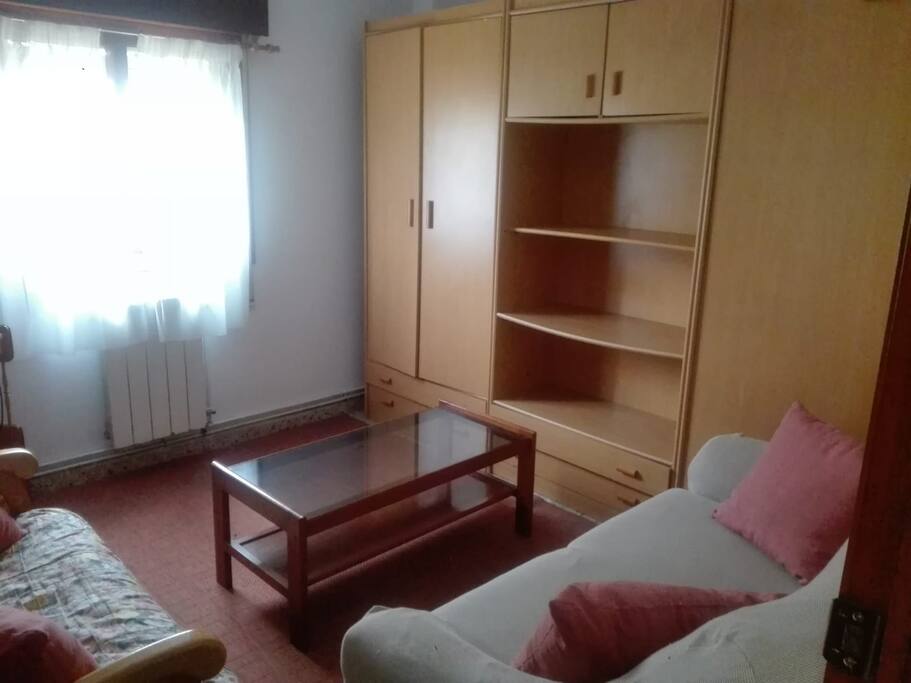 salón (con cama desplegable)