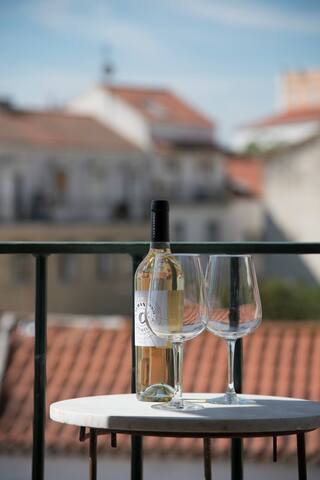 Alfama Stunning River/City Views-AC-2Bedrs+2Baths gallery image 5