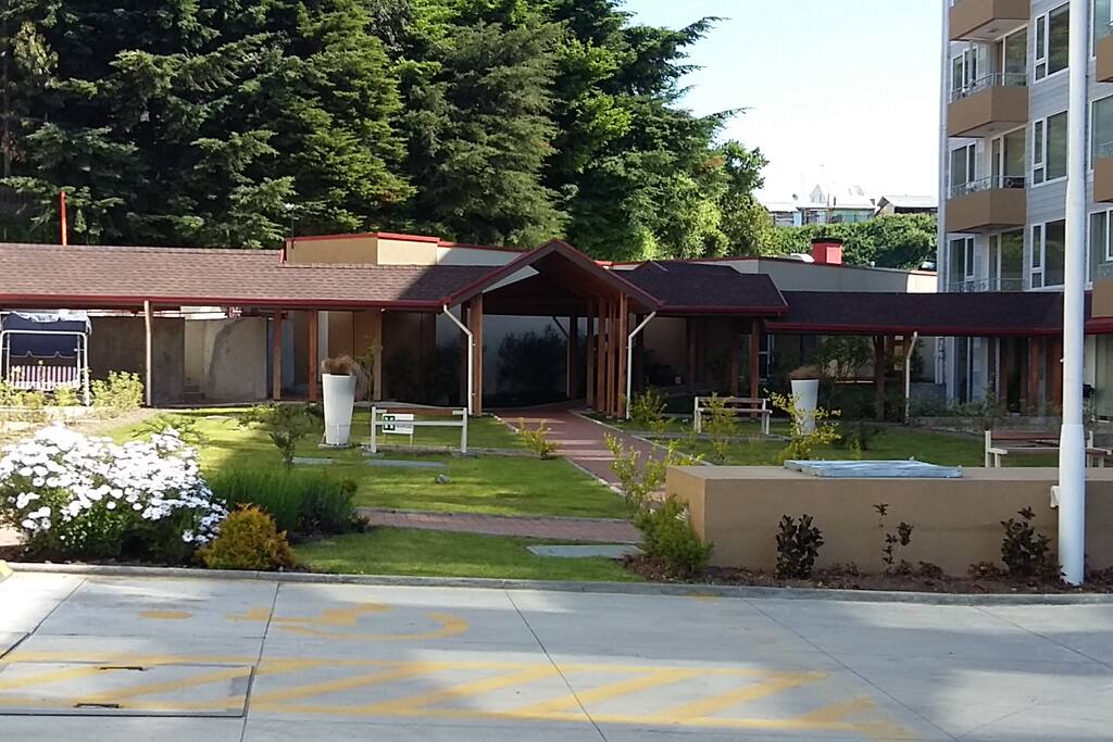 Entrada Condominio Los Colonos