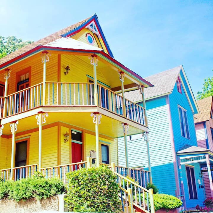 Miss Fancy (Ladies of the Court) - Houses for Rent in Hot Springs,  Arkansas, United States - Airbnb