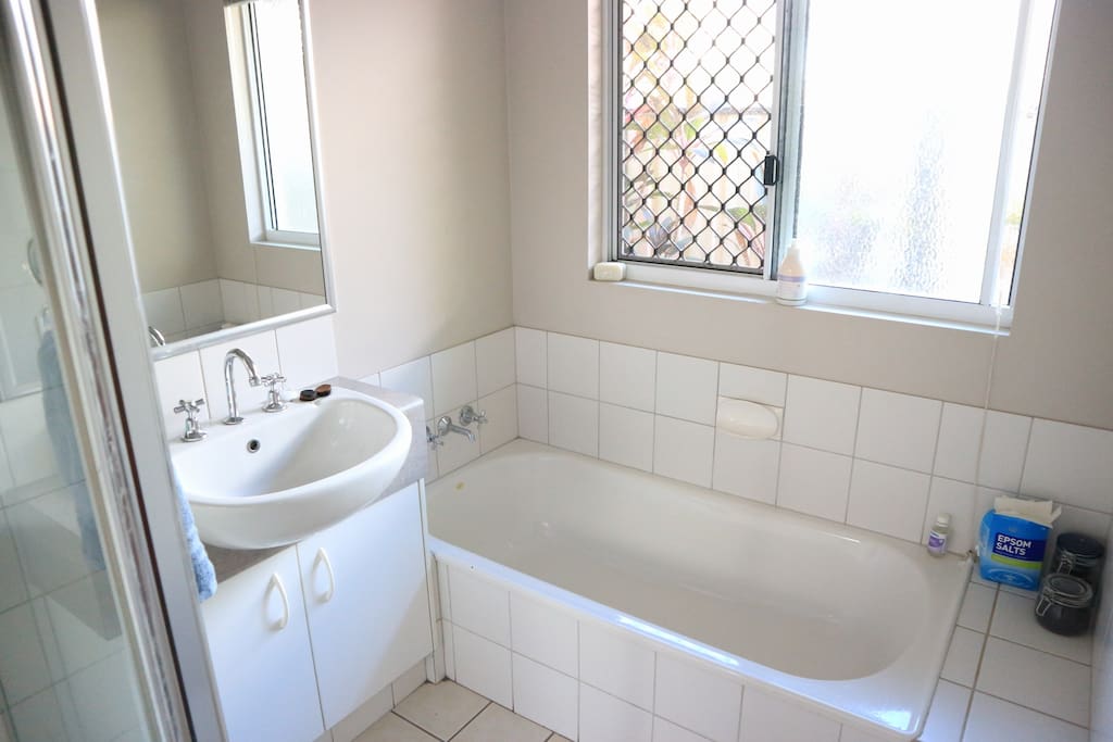Bathtub in the main bathroom for a relaxing soak