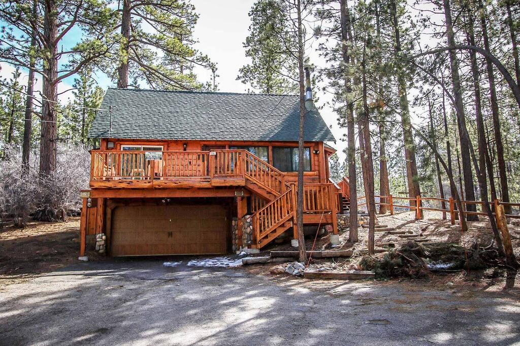Building,Cabin,Shelter,Hut,Rural