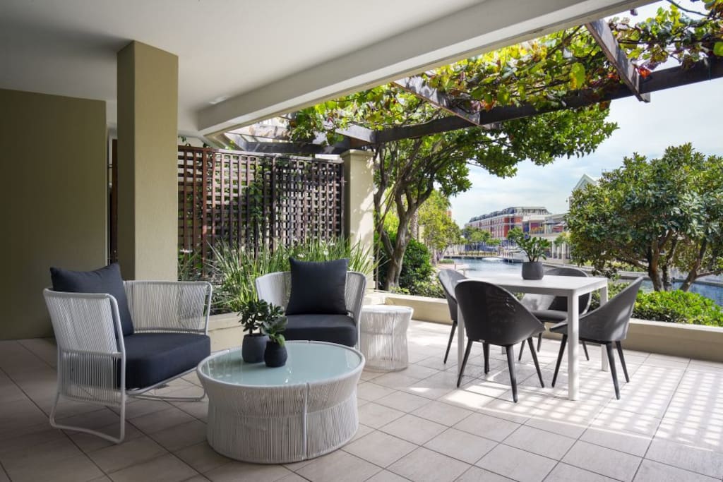 A relaxed patio over looking the canal