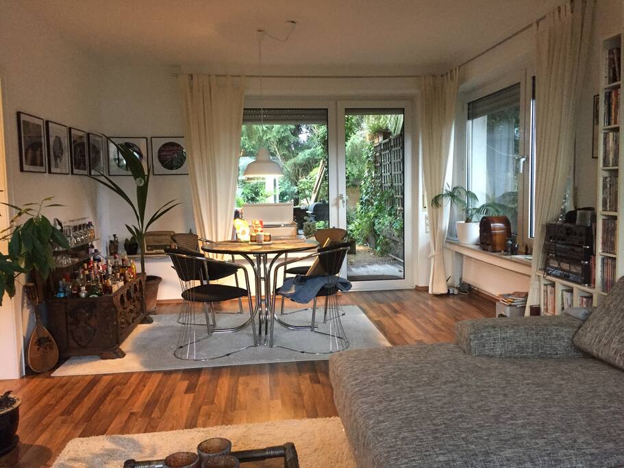 Living room incl. dining table