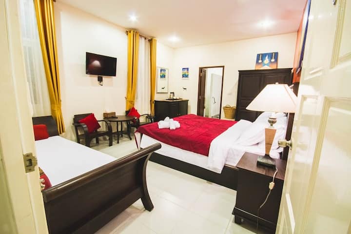 其中一间豪华客房。