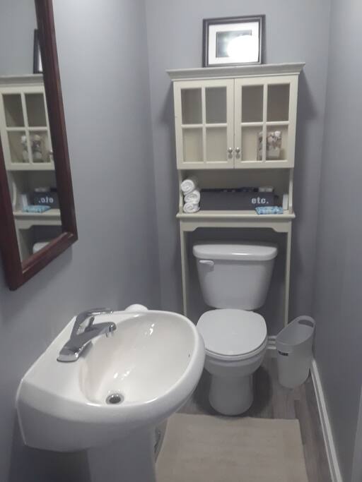 small washroom with stand-up shower