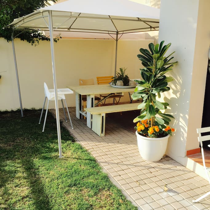 Outdoor dinning table (8p)