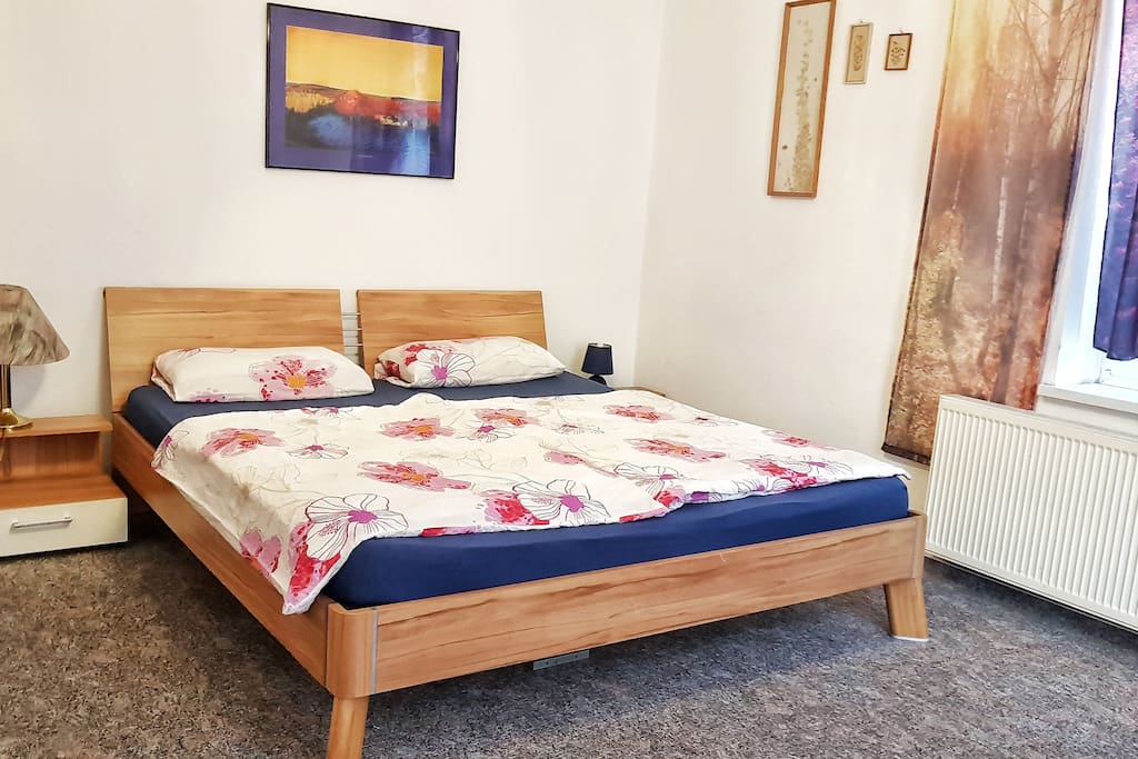 Schlafzimmer DB