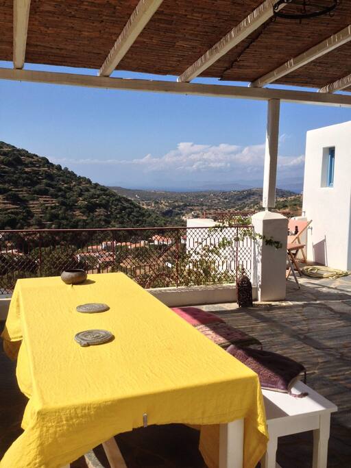 Main terrasse for breakfast, lunch, dinner with sea view