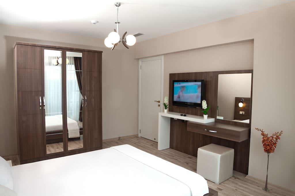 BED ROOM