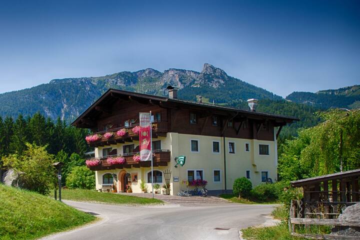 Airbnb Heutal Vacation Rentals Places To Stay Salzburg