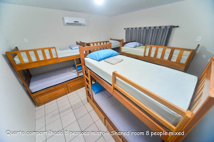 HABITACIÓN 8 PERSONAS.