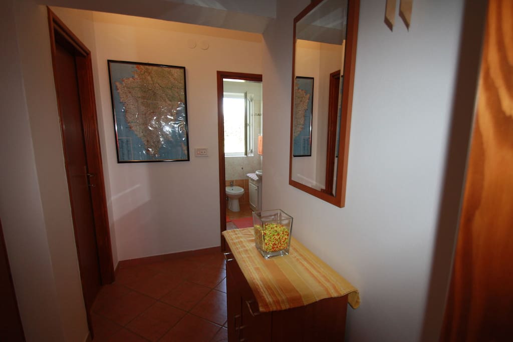 Entrance / Reception
