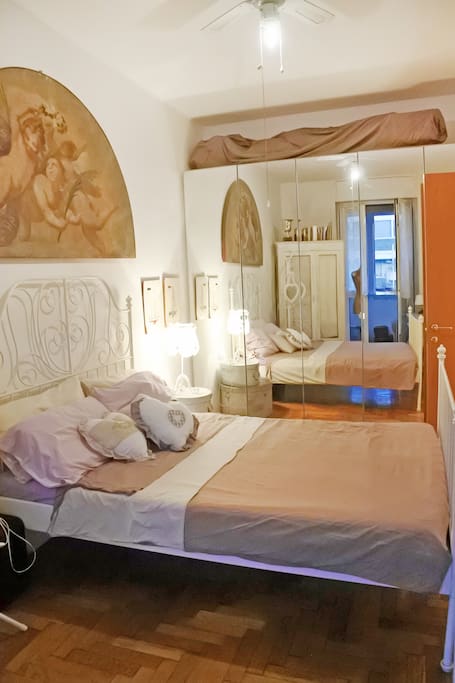 Moderno e romantica camera da letto