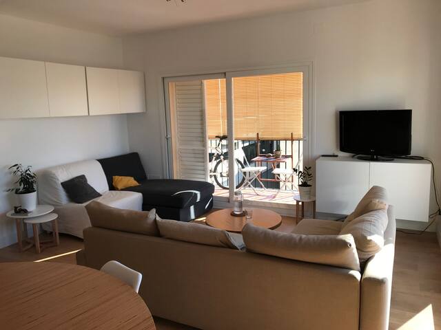 H2_HABITACIÓN LUMINOSA EN EL CENTRO DE IBIZA