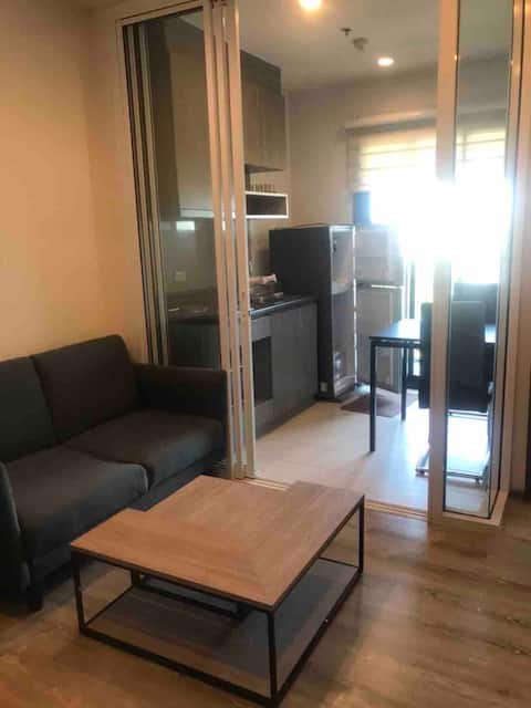 The Base Hyde Condo, Khon Kaen Friendship