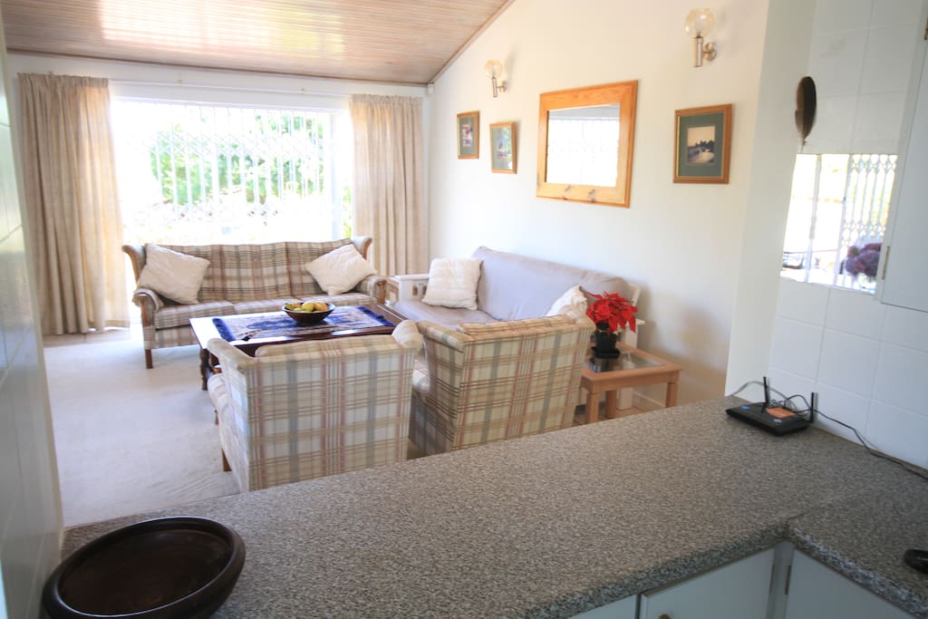 Serving hatch between kitchen and dining room and lounge