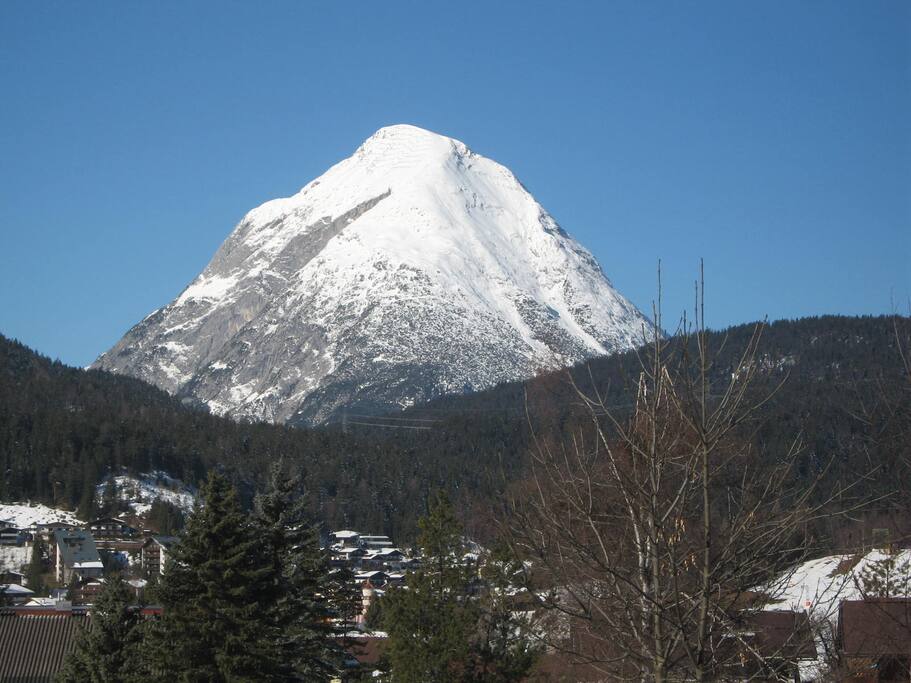 Blick auf die Hohe Munde aus der Wohnung