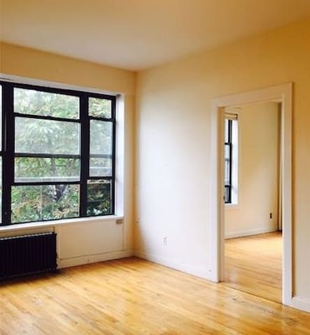 Easy 1 Bedroom in Chelsea