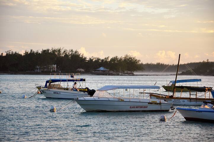 Ground floor bedroom with bathroom No.1