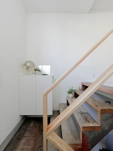Shibuya Modern calm room, wooden new house!!