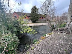 House+situated+on+River+Itchen