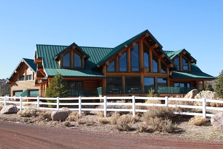 Lodge Great for Family Reunions