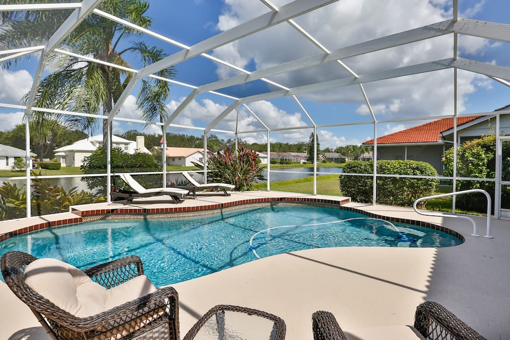Spectacular pool and lake views await your arrival.