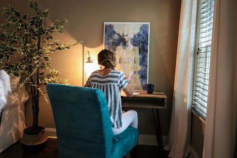 Top Airbnb: Stunning 2bedroom Townhome in Downtown Clarksville in Clarksville