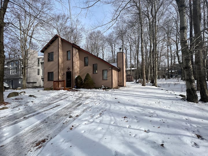 Pocono Country Place Vacation Rentals Airbnb