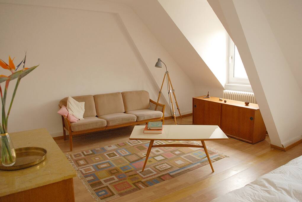 Comfortable sitting area in twin room