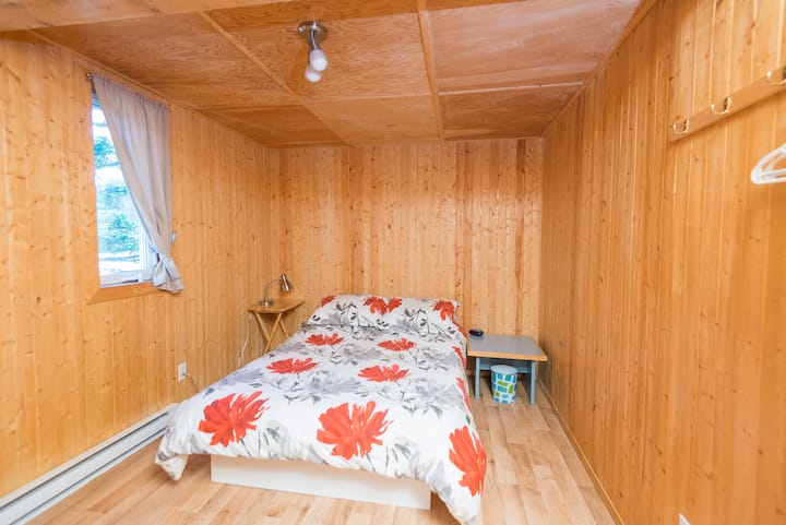 საძინებელი 1