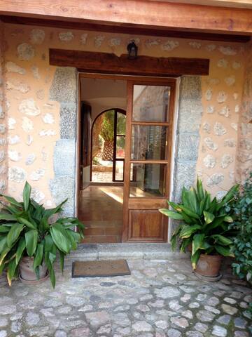 Can Busquera gallery image 3