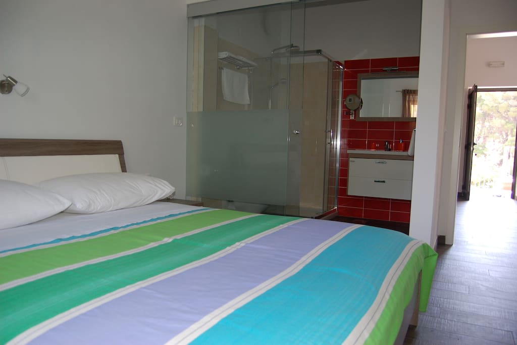 sleeping room 1