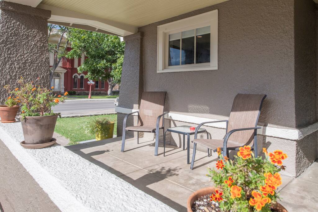 The private porch!