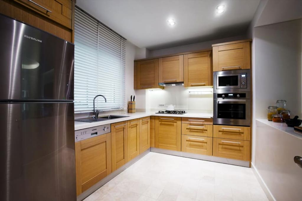 Modern Italian Kitchen