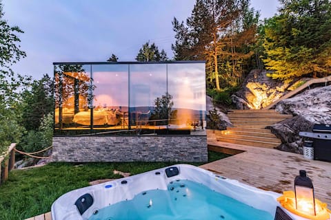 NEST Bunnefjorden - Mirrored Glass Cabin