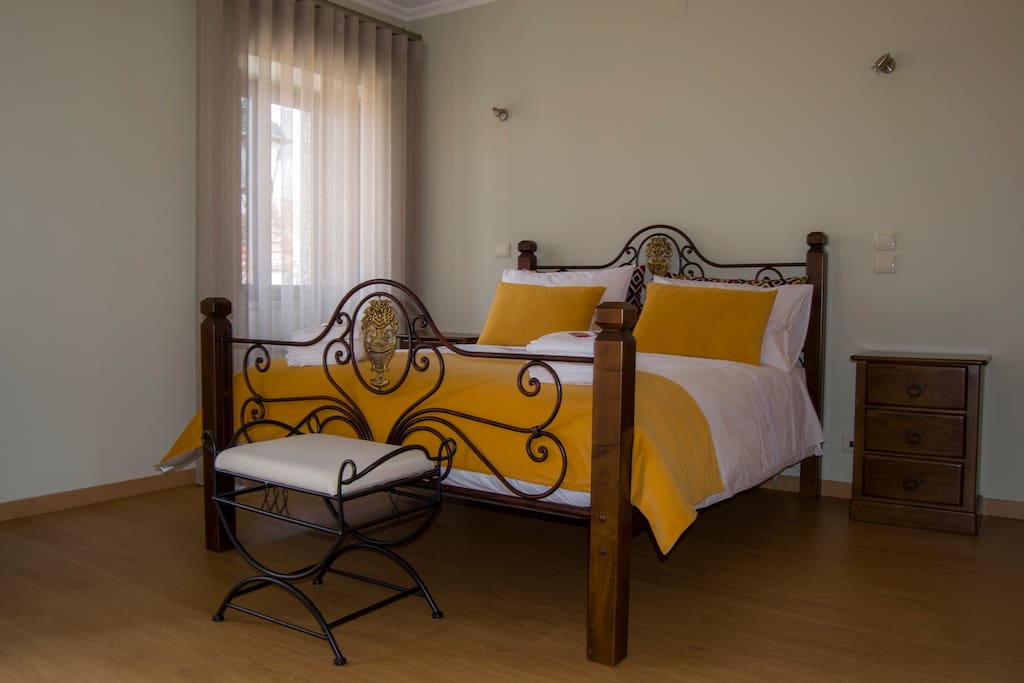 quarto casal