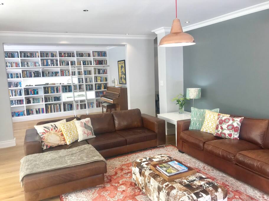 The lounge offers ample seating for the whole family, with DSTV, flat screen TV, wireless internet and plenty of space for kids to play
