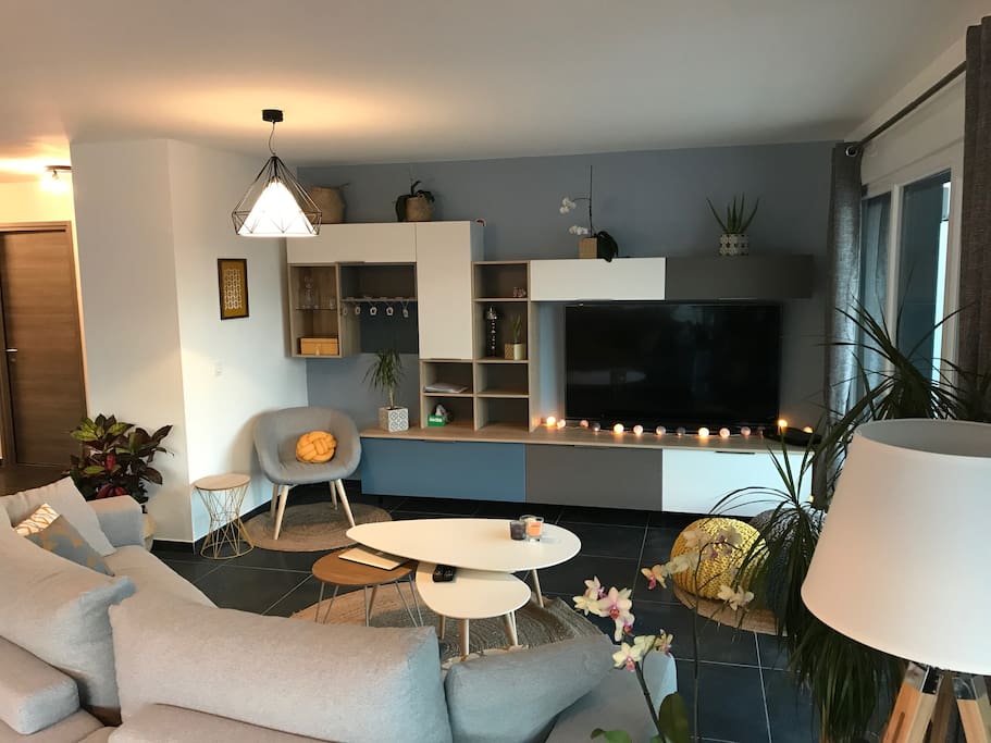 Salon / living
