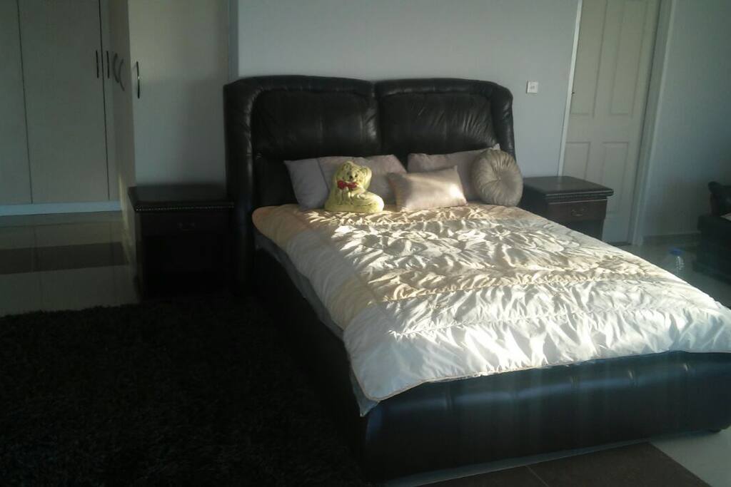 Bed in the main Bedroom