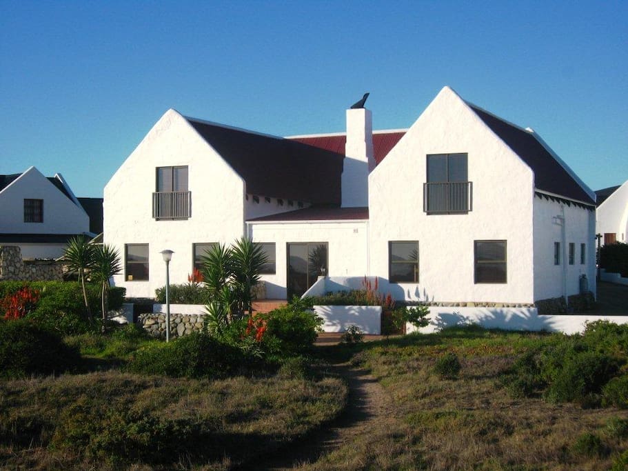 Baviana Beach Lodge