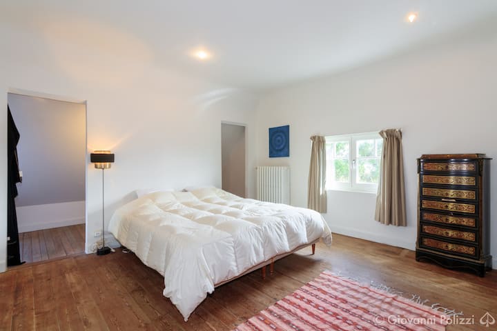 habitación 2 , dormitorio principal 180 cm